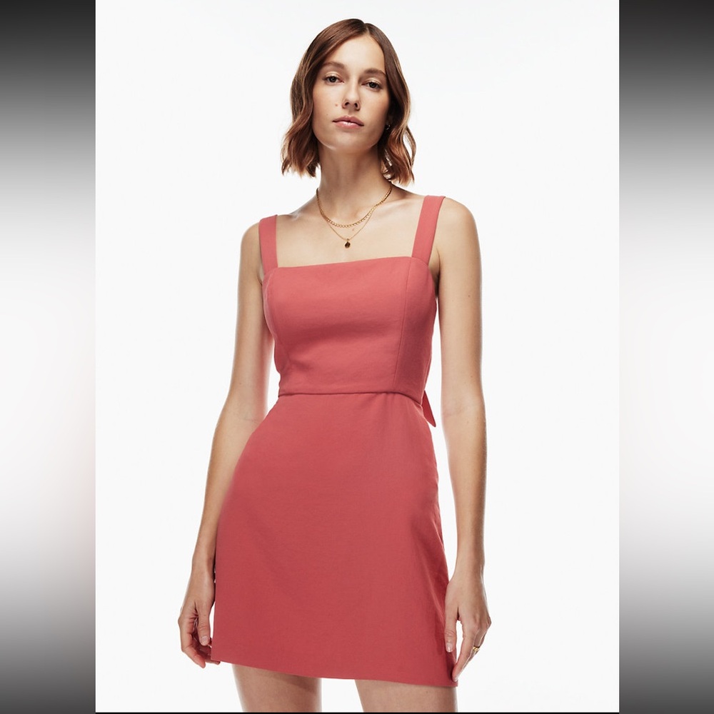 Aritzia Wilfred Aperature Tie Back Dress